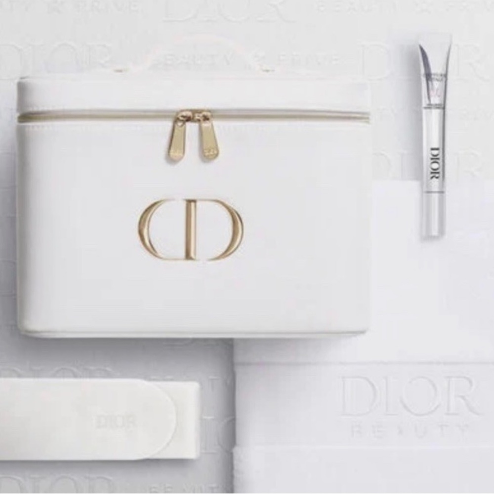DIOR Platinum VIP Gift Set - Vanity Case + Towel + Hairband + Hyalushot NEW